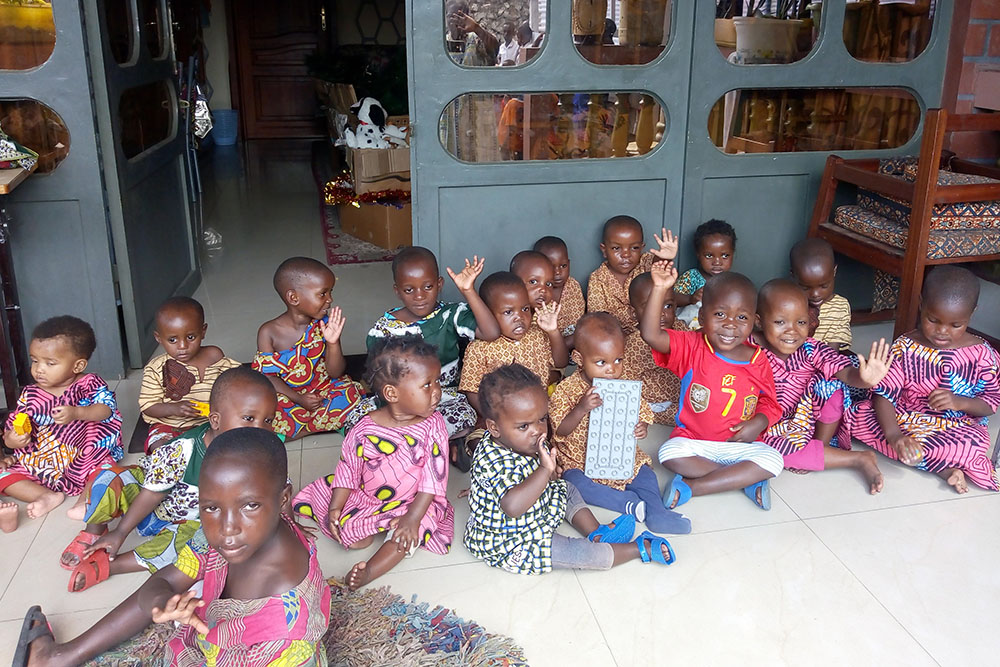 Some of the children that lived with the Franciscan Missionaries of Mary in their former residence in Goma, Democratic Republic of Congo (Courtesy of María de Lourdes López Munguía)