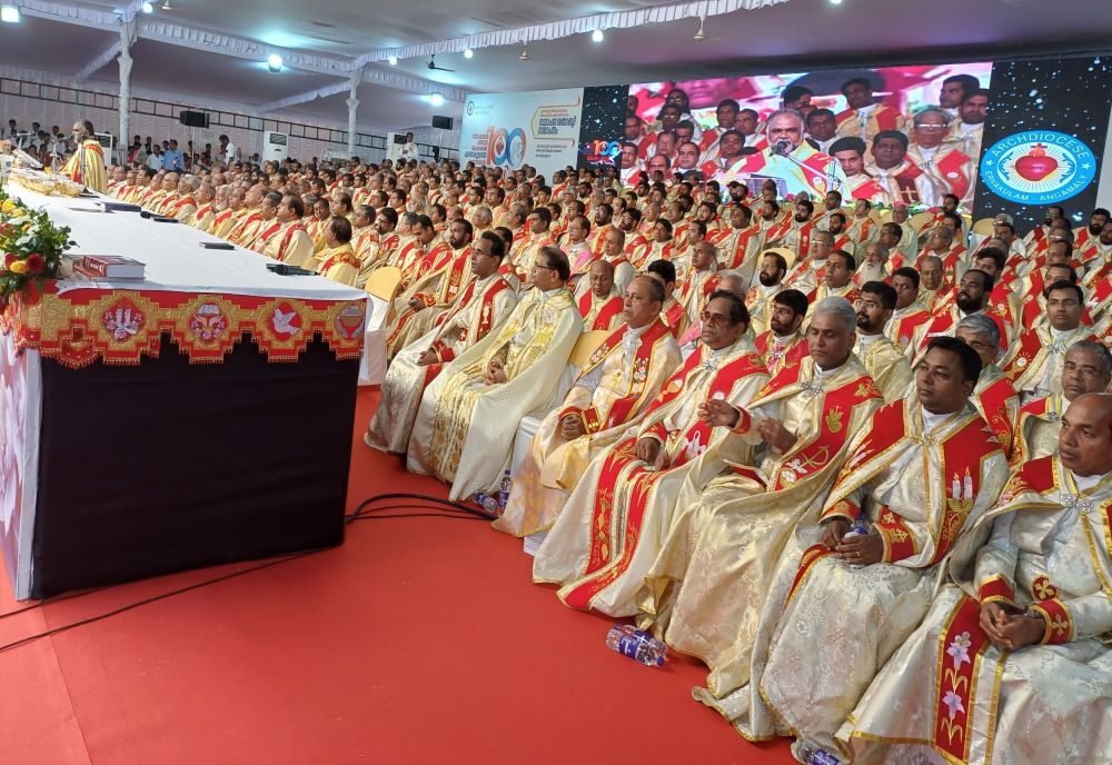 Three days after Pope Francis asked them to adopt the synodal Mass, 400 priests of Ernakulam-Angamaly Archdiocese in India celebrated Mass Dec. 10 facing the congregation. This Mass at the Bharata Mata College grounds, Kakkanad, marked the archdiocese's centenary. (Courtesy of Riju Kanjookaran)