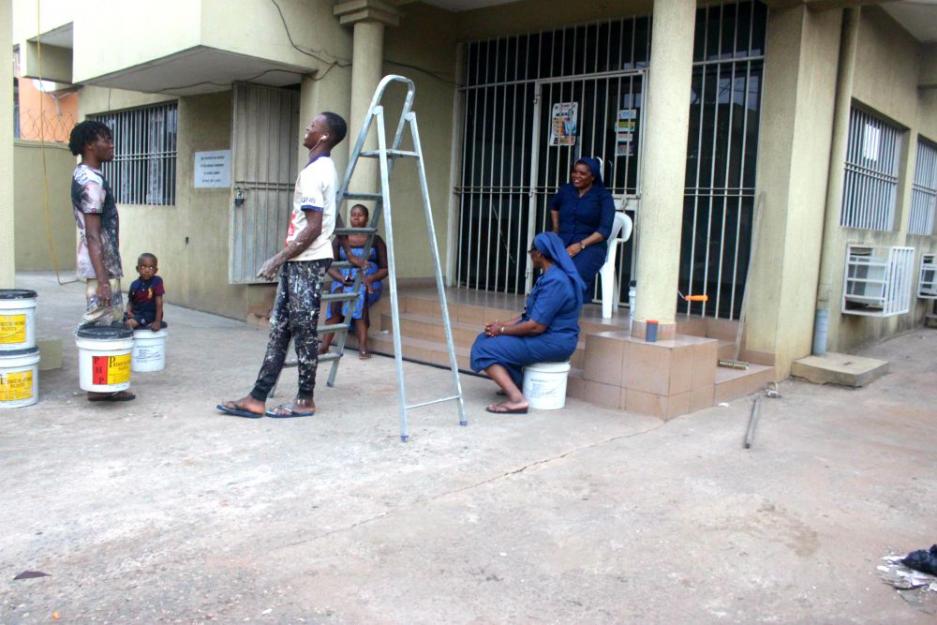 To make the shelter look new and comfortable to returning Nigerians, the sisters recently invited painters to repaint the building. To make the shelter look new and comfortable to returning Nigerians, the sisters recently invited painters to repaint the building.