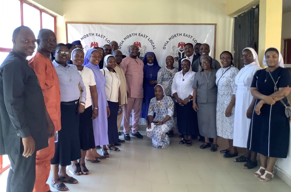 Participants at the meeting on "Solidarity against trafficking in persons"at Ovia North East Local Government Area, Edo State, Nigeria (Provided photo)