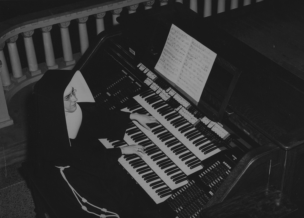 Musician and composer Sister Theophane at the organ (Courtesy of the School Sisters of St. Francis of Milwaukee)