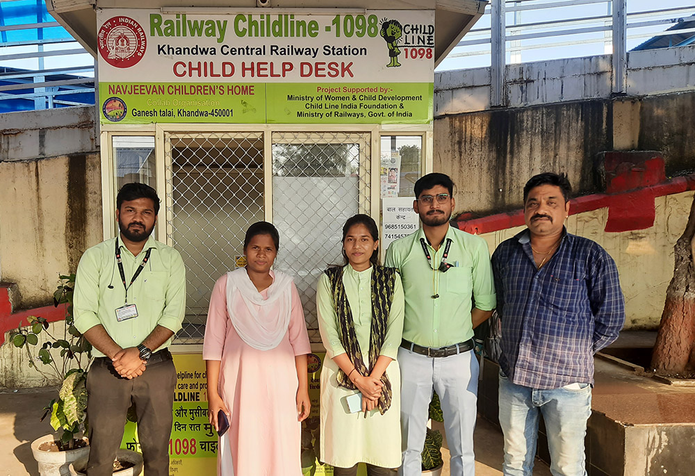 Our Lady of the Garden Sr. Indu Toppo (second from left) with team members in front of the office of Railway Childline at Khandwa railway station (GSR photo/Saji Thomas)