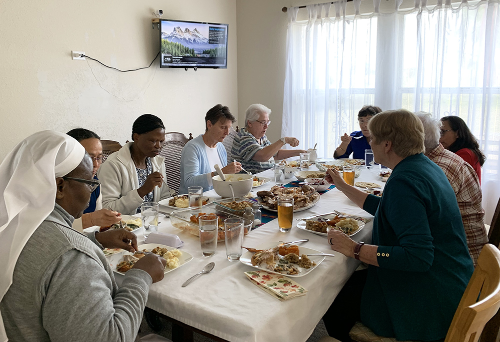 Sisters ministering to migrants in Texas' Rio Grande Valley gathered with guests for Thanksgiving. (Courtesy of Immaculate Heart of Mary Sr. Elvia Mata)