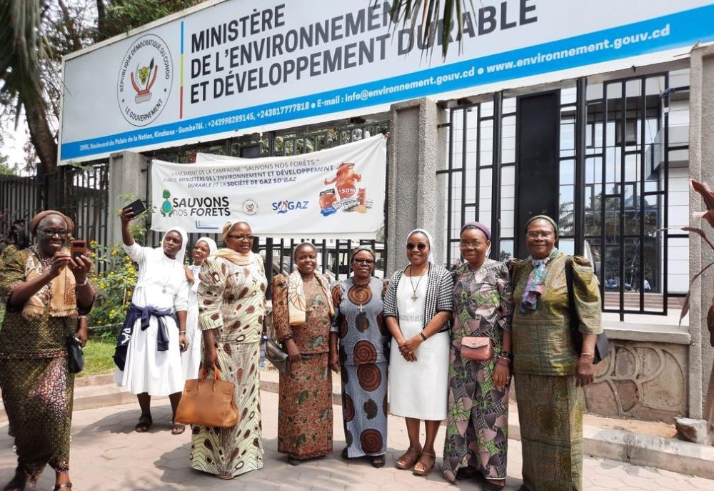 Sisters visit the ministry of the environment at city hall in Kinshasa to advocate for the environment. (Courtesy of Eucharia Madueke)