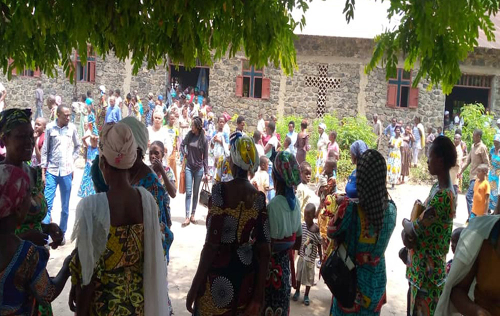 People attend a presentation by Catholic artists in the town of Kiwanja, Rutshuru, Democratic Republic of Congo. (Stephano Kambale)