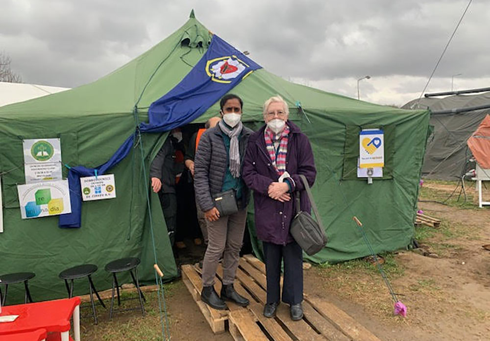 Presentation Sisters Rupa and Louise at the Ukraine border with Slovakia, where they were distributing food to Ukrainian refugees. (Anne McNamara)