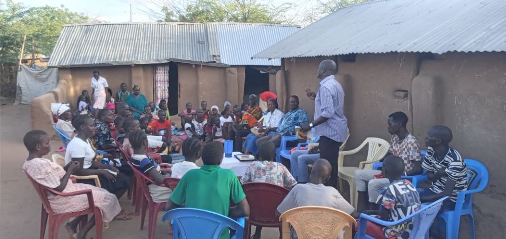 Dinka and Nuer refugees attend a gathering organized by religious sisters to discuss the importance of maintaining peace, reconciling and forgiving each other as they live together in Kakuma Refugee Camp. (Courtesy of Missionary Sisters of Charles De Foucauld)