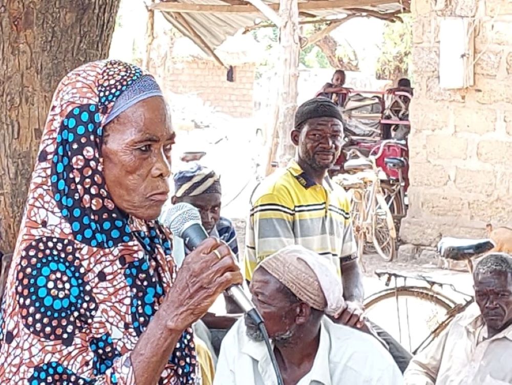 A community elder speaks during an event focusing on the ways to end child marriage, a long-standing practice in Ghana and other parts of Africa that violates the rights and the dignity of the girl-child. (Courtesy of Eucharia Madueke)