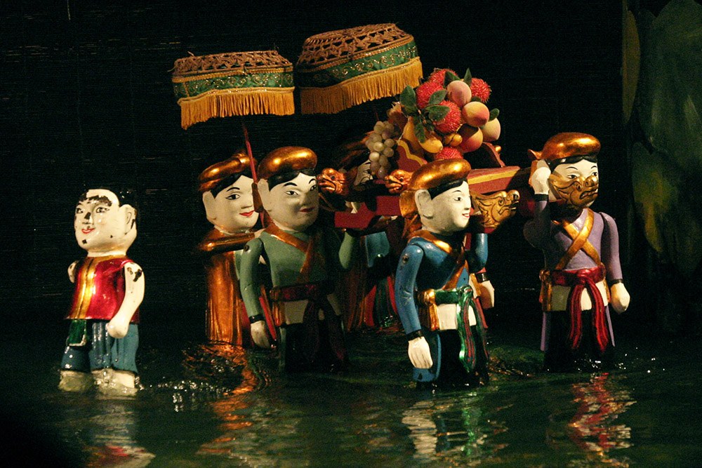 Vietnamese water puppetry (Wikimedia Commons/Greg Willis)