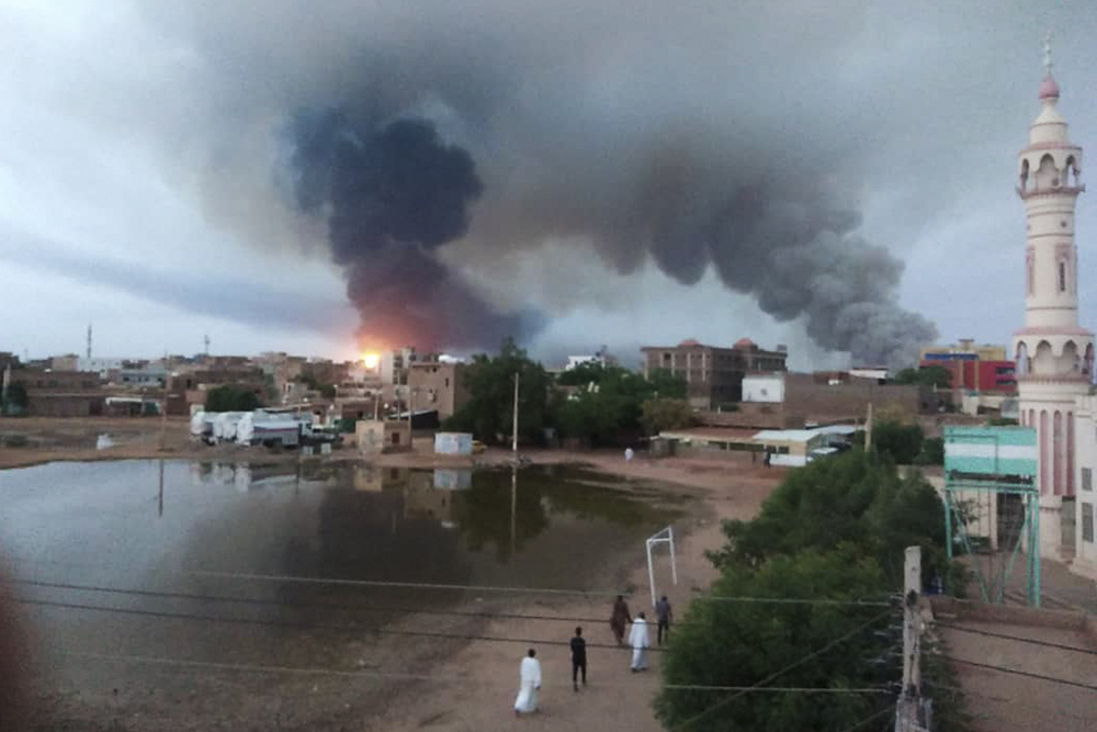 Smoke rises over Khartoum, Sudan, June 7, as fighting between the Sudanese Armed Forces and paramilitary Rapid Support Forces continues. (AP)