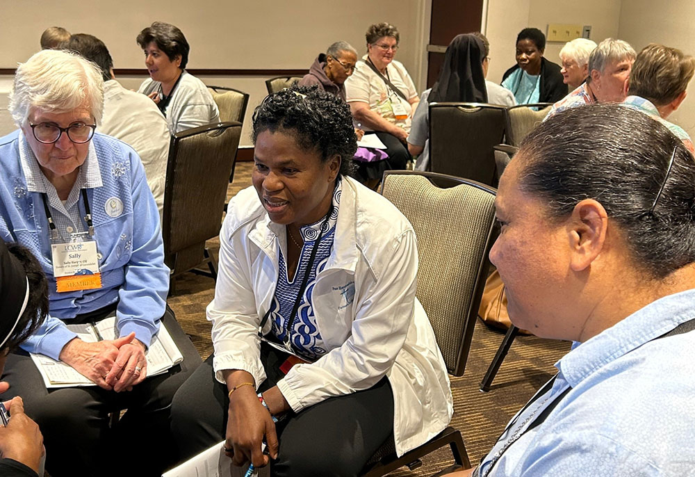 A roundtable discussion during the breakout session on intercultural leadership at the 2023 LCWR assembly in Dallas (Courtesy of Annmarie Sanders)