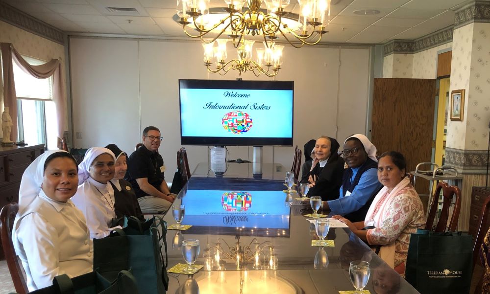 Participants of the summer program organized by Carmelite Sr. Peter Lillian DiMaria and staff of the Avila Institute of Gerontology get ready for a tour of the Teresian House, a facility staffed by the Carmelite Sisters of the Aged and Inform. (Courtesy of Avila Institute)