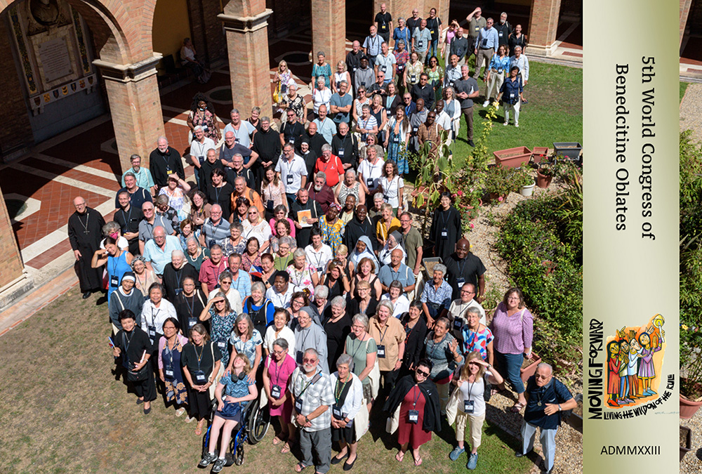 The delegates and organizers of the Fifth World Congress of Benedictine Oblates gathered in the courtyard at Collegio Sant'Anselmo in Rome for a group photo. (Courtesy of Fifth World Congress of Benedictine Oblates)