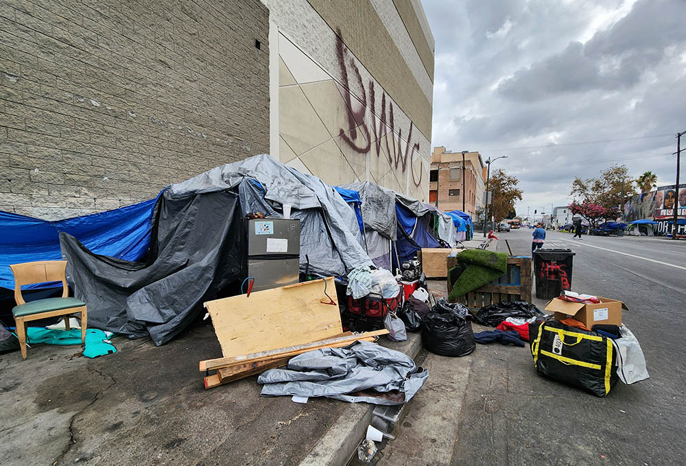 Tents housing homeless people are common on the streets of Los Angeles' Skid Row near downtown. (GSR photo/Chris Herlinger)