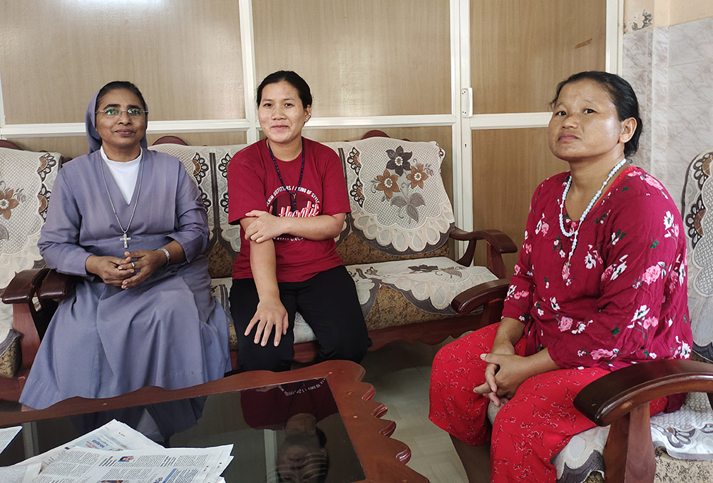 From left: Salesian Sr. Anita Joseph; Anjela Chinneikim, a Kuki woman who is living in Pratyasha Bhavan at Fort Kochi, India; and Salesian Sr. Rosily Theckanath (Thomas Scaria)