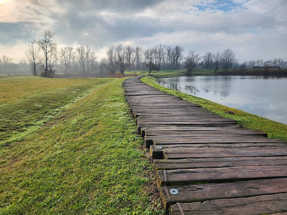 A path to the "Flower Monument" at the Jasenovac concentration camp memorial site, Jasenovac, Croatia (GSR photo/Chris Herlinger)