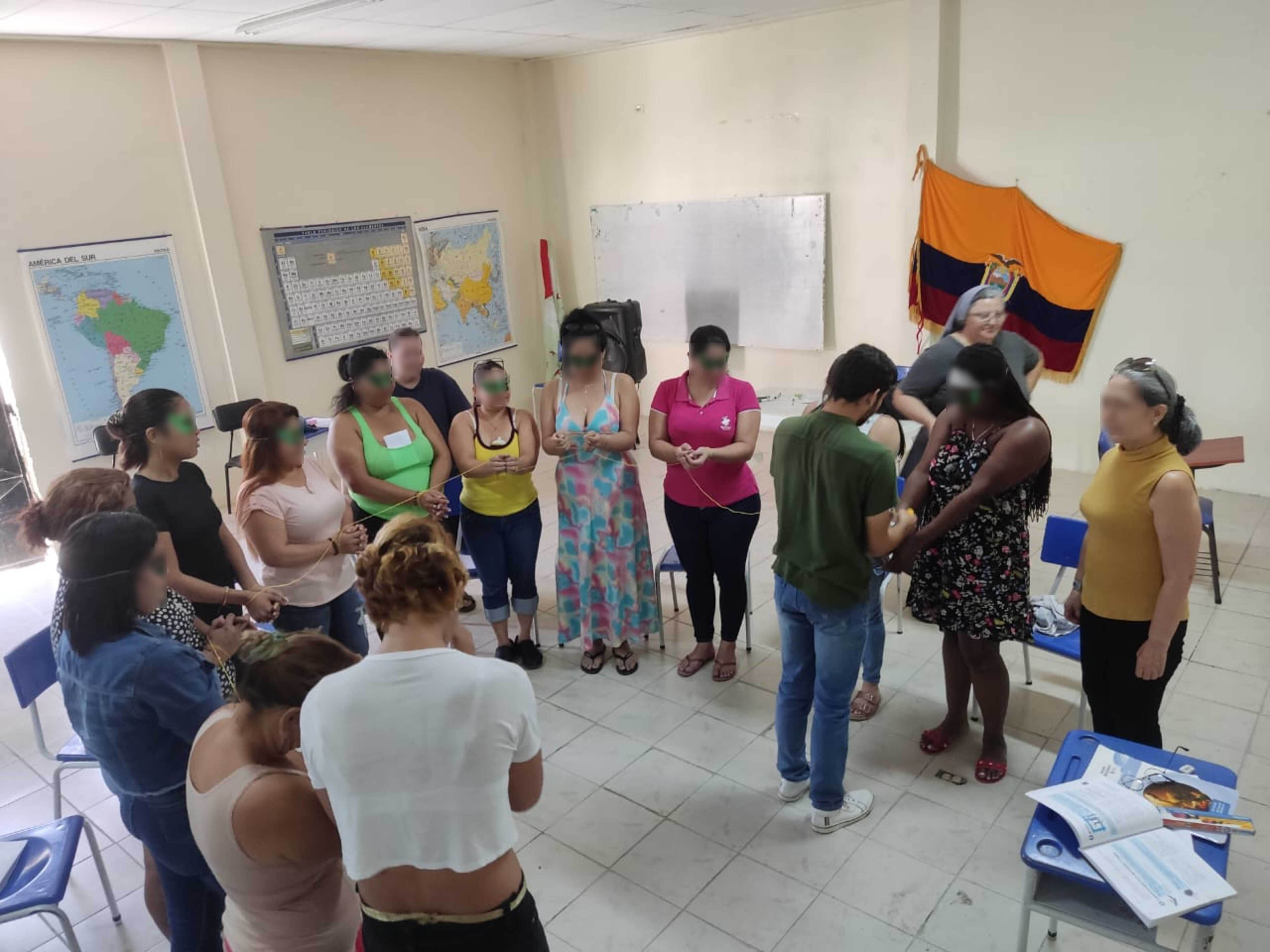 Sr. Maritza Rolón Cevallos affirms that the School of Reconciliation has been a project that they manage "with quality standards," through workshops and accompaniment; for this reason, it has received support from the government's National Service of Integral Attention to Adults Deprived of Liberty and Adolescent Offenders of Ecuador. (Courtesy of Maritza Rolón Cevallos)