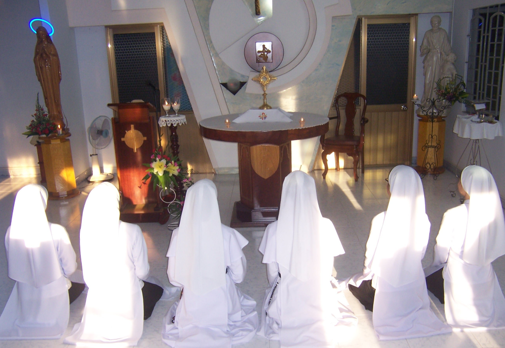 Sisters sit in adoration of the Blessed Sacrament at the Monastery of Our Lady of the Holy Spirit in Xuan Loc Diocese, Vietnam. (Sophia Quy Nguyen) Sisters sit in adoration of the Blessed Sacrament at the Monastery of Our Lady of the Holy Spirit in Xuan Loc Diocese, Vietnam. (Sophia Quy Nguyen)