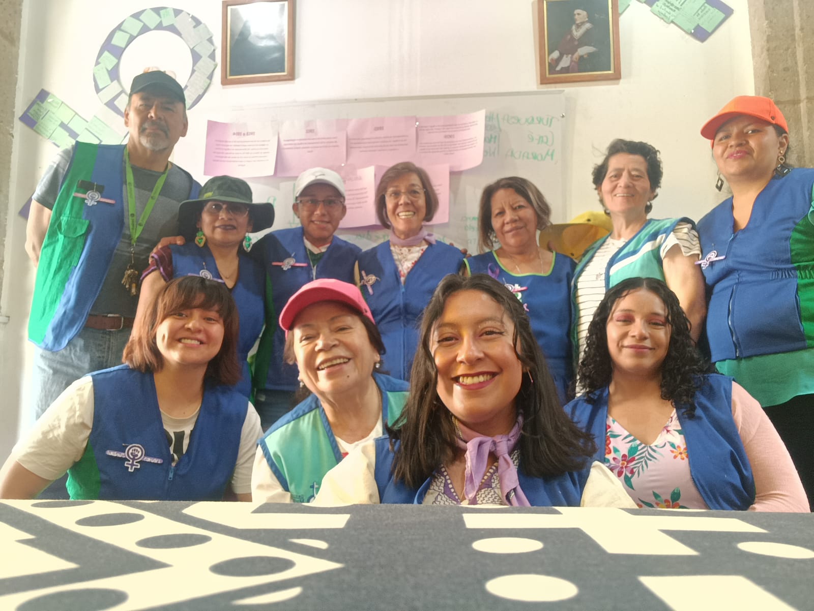 La hermana Manuela Rodríguez (primera fila en el centro) con el equipo de colaboradoras de Centro Madre Antonia, en Ciudad de México. (Foto: cortesía Manuela Rodríguez) La hermana Manuela Rodríguez (primera fila en el centro) con el equipo de colaboradoras de Centro Madre Antonia, en Ciudad de México. (Foto: cortesía Manuela Rodríguez)