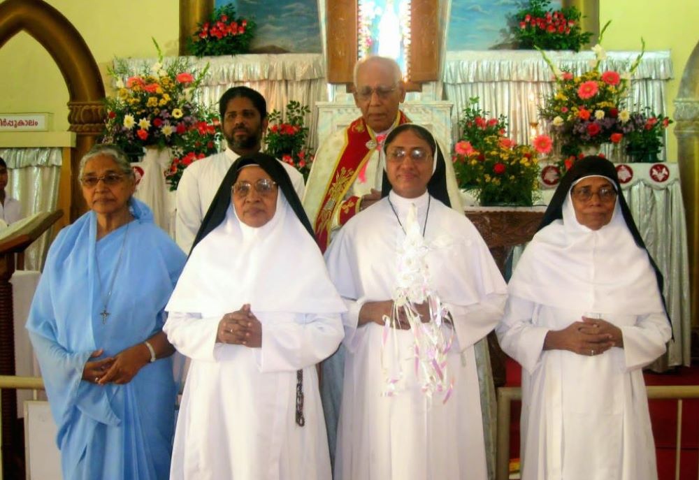 Sr. Marion Chemmanoor, left, is pictured with siblings and nieces. Sr. Marion Chemmanoor, left, is pictured with siblings and nieces.