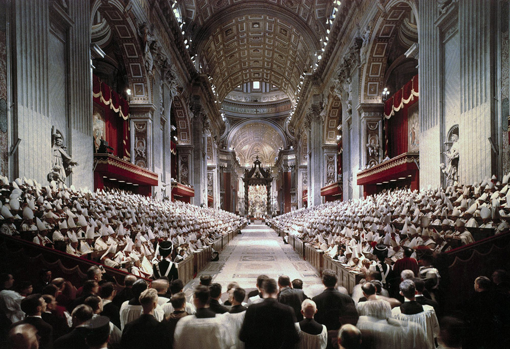Pope John XXIII leads the opening session of the Second Vatican Council in St. Peter's Basilica at the Vatican Oct. 11, 1962. A total of 2,540 cardinals, patriarchs, archbishops and bishops from around the world attended the opening session. (CNS/Catholic Press Photo/Giancarlo Giuliani)