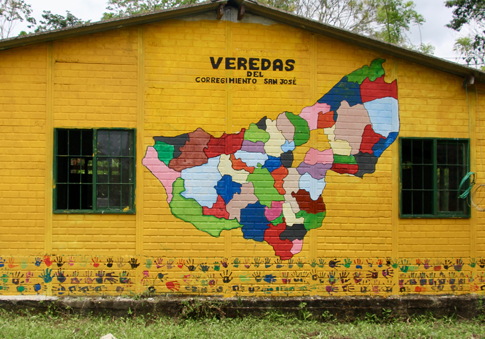 A map of all the veredas or hamlets surrounding the zone of the Peace Community of San José de Apartadó (Tracy L. Barnett)