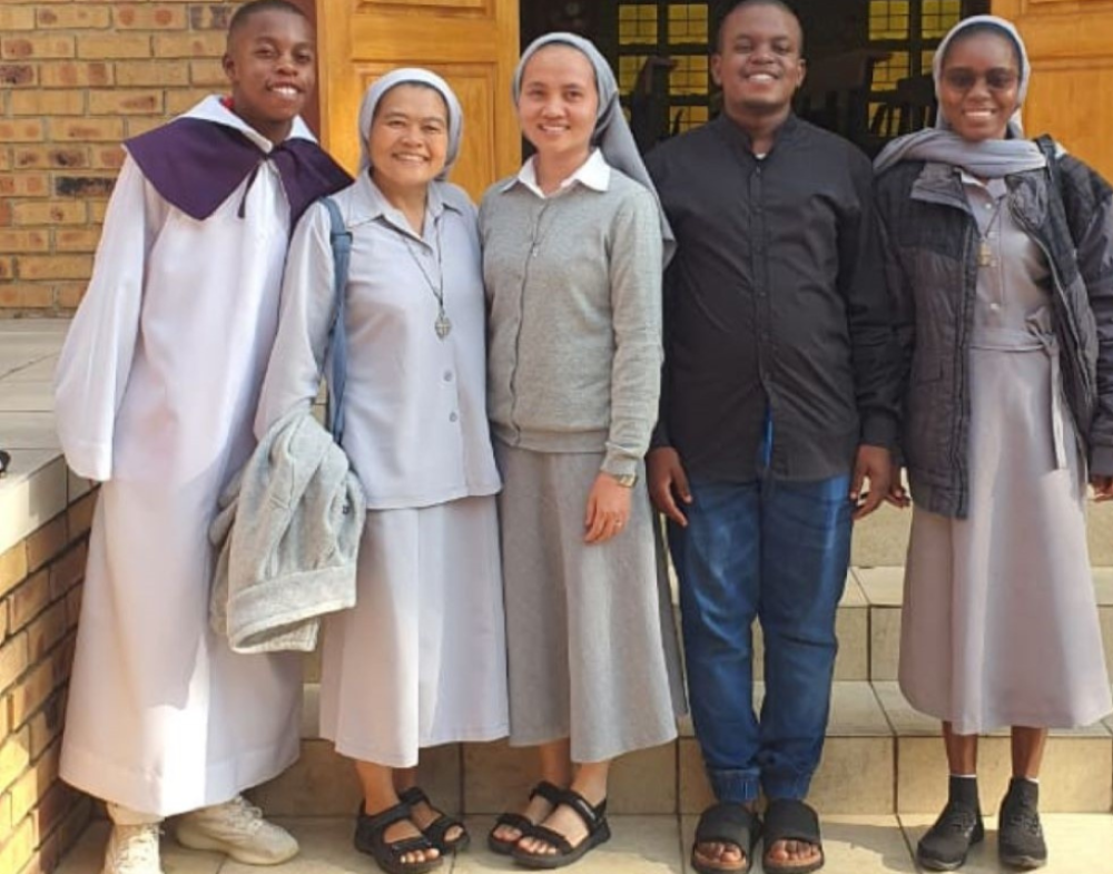 Sr. Thao Phi poses with other sisters in Diepsloot, Johannesburg. Sr. Thao Phi poses with other sisters in Diepsloot, Johannesburg.