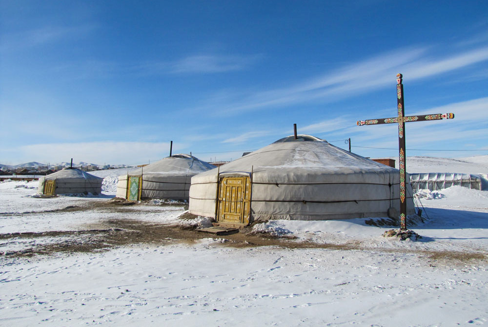 Mother of Mercy Parish and a gher used for activities in Arvaikheer, Mongolia (Courtesy of Francesca Allasia)