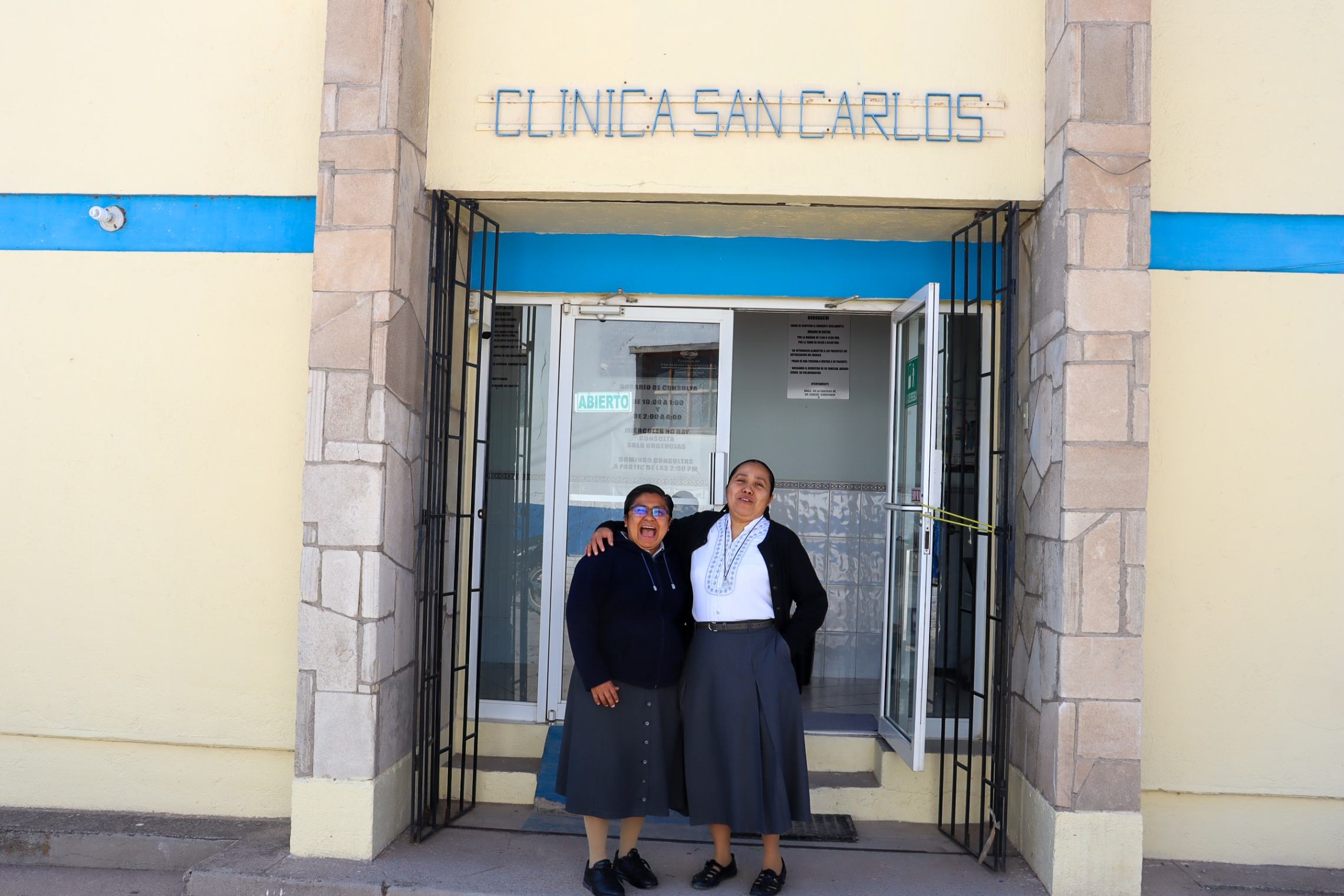 La Hna. Alejandra Alpuche, de las Hermanas de la Caridad de San Carlos Borromeo, es superiora, enfermera y directora de la Clínica San Carlos, en Norogachi, Chihuahua, México. (Foto: Eduardo Cordero)
