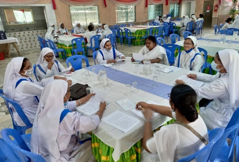 A total of 46 Missionary Sisters of the Immaculate participated in the March 12 synodal church meeting at Tejgaon Church Community Center in Dhaka organized by Tejgaon parish. (Sumon Corraya)