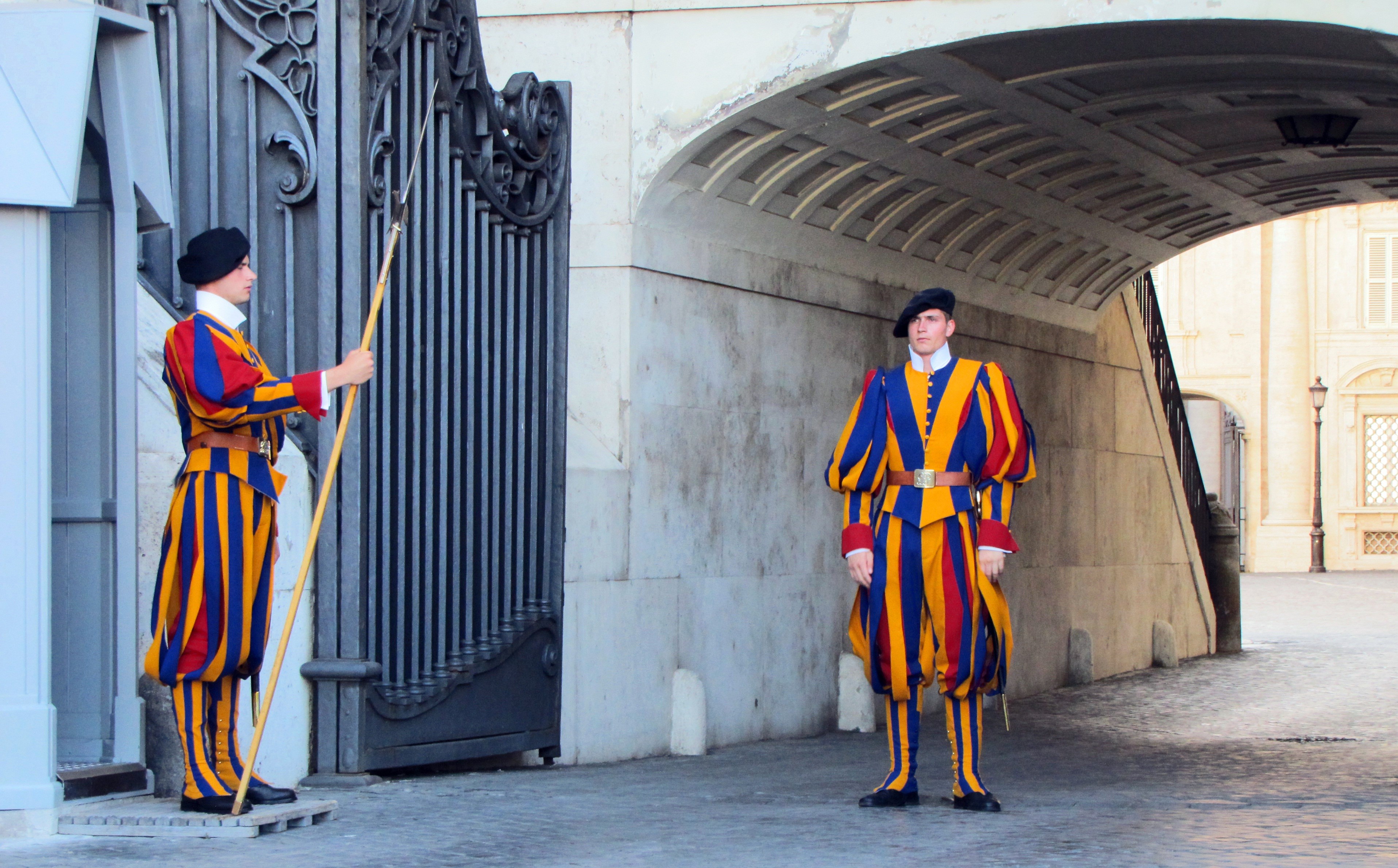 While working at the Vatican, Sr. Mary Bernard Wiecezak taught a group of young Swiss Guards to speak English. (Pixabay/Alexander Lesnitsky)