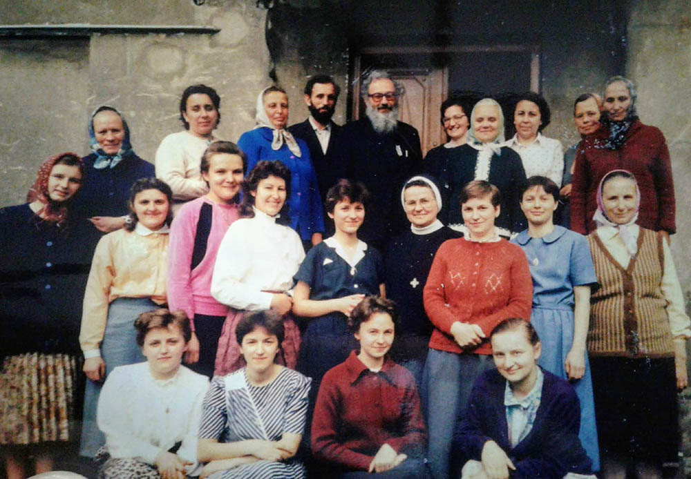 Sr. Anastazija Pitka with underground Basilian Sisters in Ukraine, 1989 (Courtesy of Basilian Sisters' museum, Osijek, Croatia)