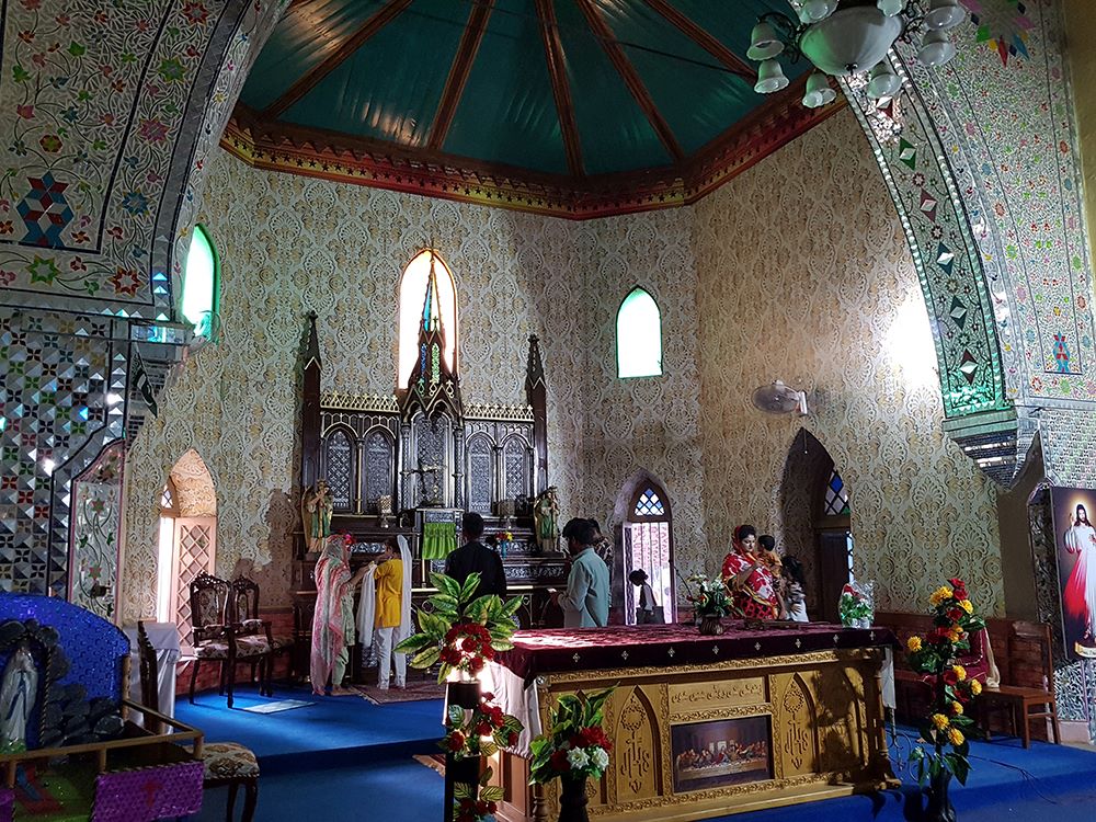 Altar of the Church of St. Mary and St. Joseph, Mariamabad: The altar of the Church of St. Mary and St. Joseph in Mariamabad, near Lahore, Pakistan, where the annual pilgrimage linked to the feast of the Nativity of Mary takes place (Kamran Chaudhry)