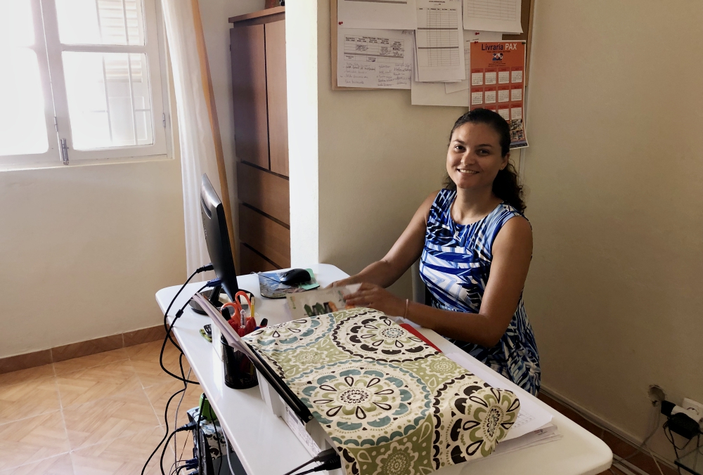 Denise Oliveira Centeio, who is from Mindelo, serves as the psychologist for Kreditá na bo. (Dana Wachter)