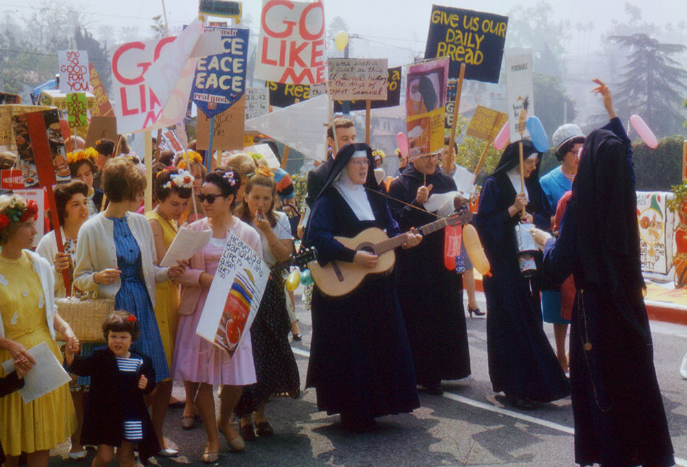Immaculate Heart College's 1964 Mary's Day celebration (Courtesy of the Corita Art Center, Immaculate Heart Community, Los Angeles) Immaculate Heart College's 1964 Mary's Day celebration (Courtesy of the Corita Art Center, Immaculate Heart Community, Los Angeles)