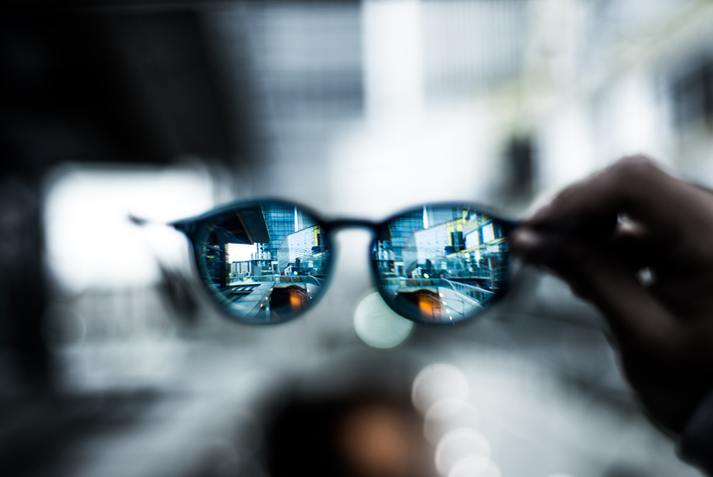 Glasses vision illustration (Unsplash/Redd)