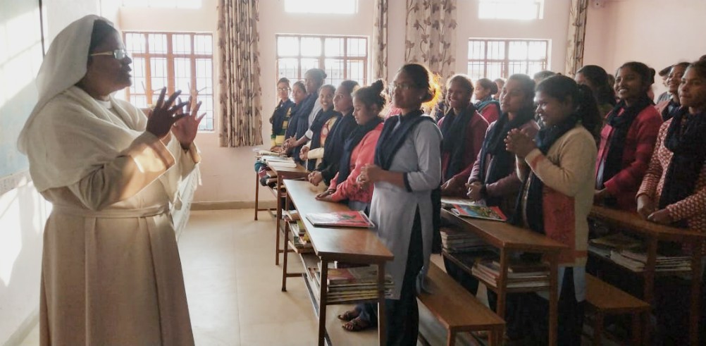 Sr. Gracy Vadakara speaks at a school function in Ranchi in the Northern Indian state of Jharkhand. (Provided photo)