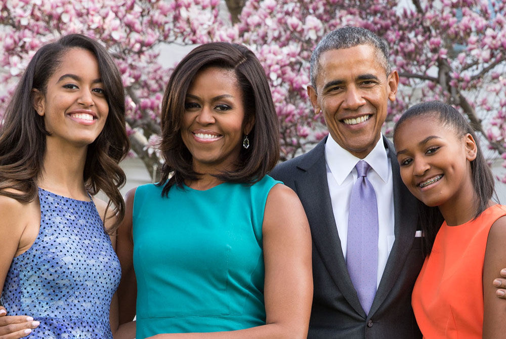 Then-President Barack Obama, First Lady Michelle Obama, and daughters Malia and Sasha pose for a family portrait in the Rose Garden of the White House on Easter Sunday, April 5, 2015. (Official White House Photo/Pete Souza)