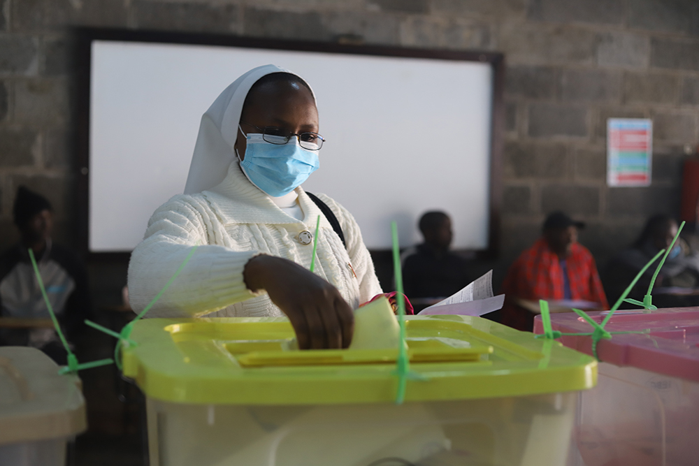 A religious sister casts her ballot at the Karen Kenya Medical Training College polling station Aug. 9 in Nairobi, Kenya, during Kenya's general election. (GSR photo/Doreen Ajiambo)