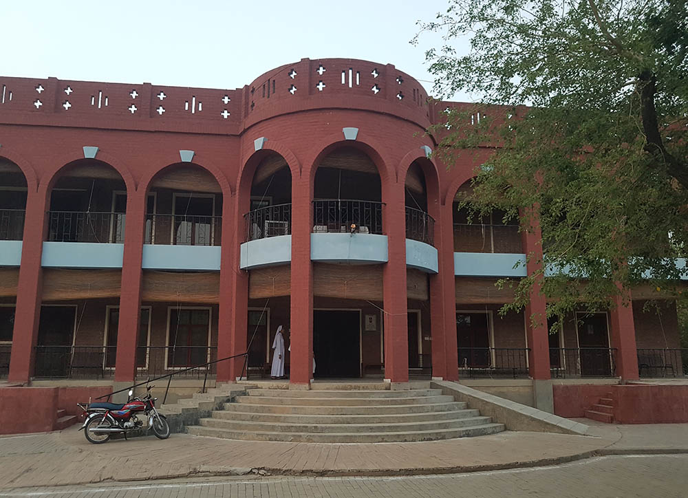 Shakina Home for the Aged in Youhanabad, Lahore, Pakistan (Kamran Chaudhry)