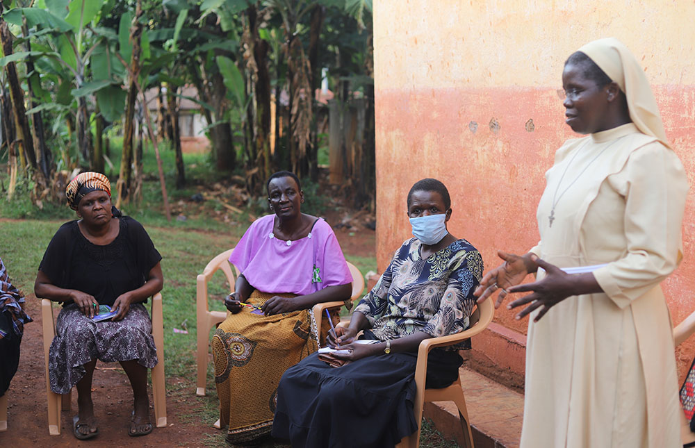 Sr. Rose Thumitho of the Little Sisters of St. Francis of Assisi educates women in Jinja, Uganda, on how to transform poultry farming into business as a means of ending poverty. (Doreen Ajiambo)
