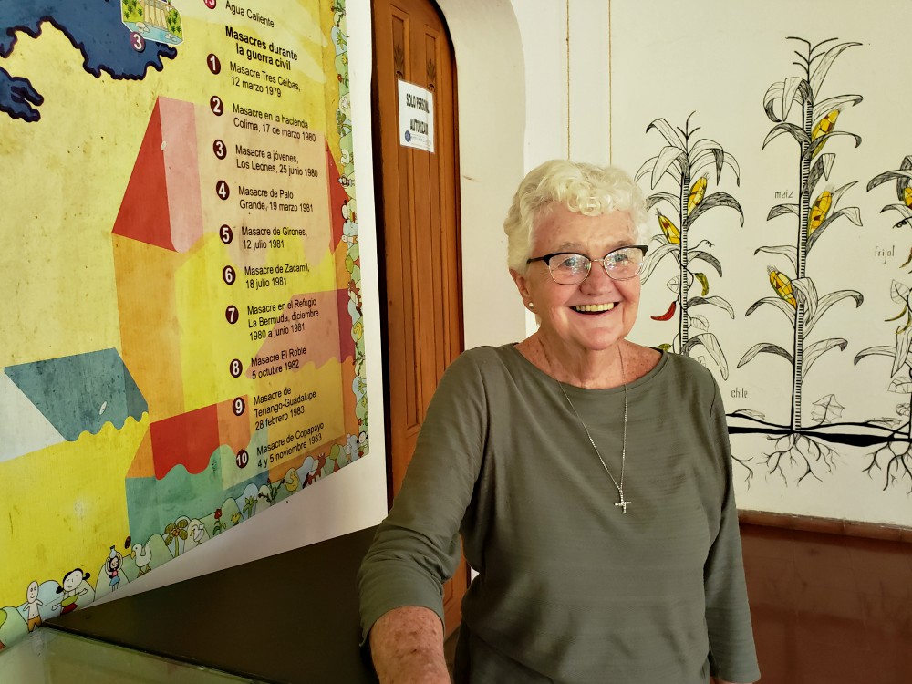 Sr. Peggy O’Neill, a Sister of Charity of St. Elizabeth, at the museum in Suchitoto that examines the history of the Salvadoran Civil War (GSR / Chris Herlinger) Sr. Peggy O’Neill, a Sister of Charity of St. Elizabeth, at the museum in Suchitoto that examines the history of the Salvadoran Civil War (GSR / Chris Herlinger)