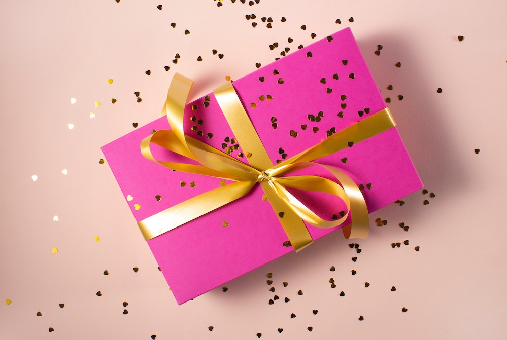 Wrapped present (Unsplash/Ekaterina Shevchenko) Wrapped present (Unsplash/Ekaterina Shevchenko)