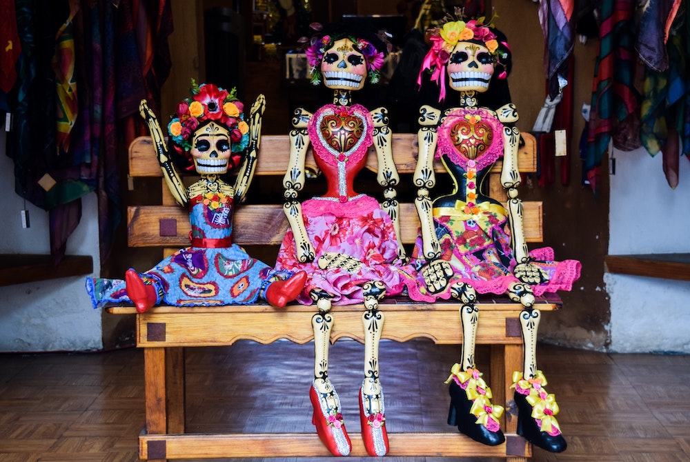Decorative skeletons for Day of the Dead (Unsplash/Valeria Almaraz)