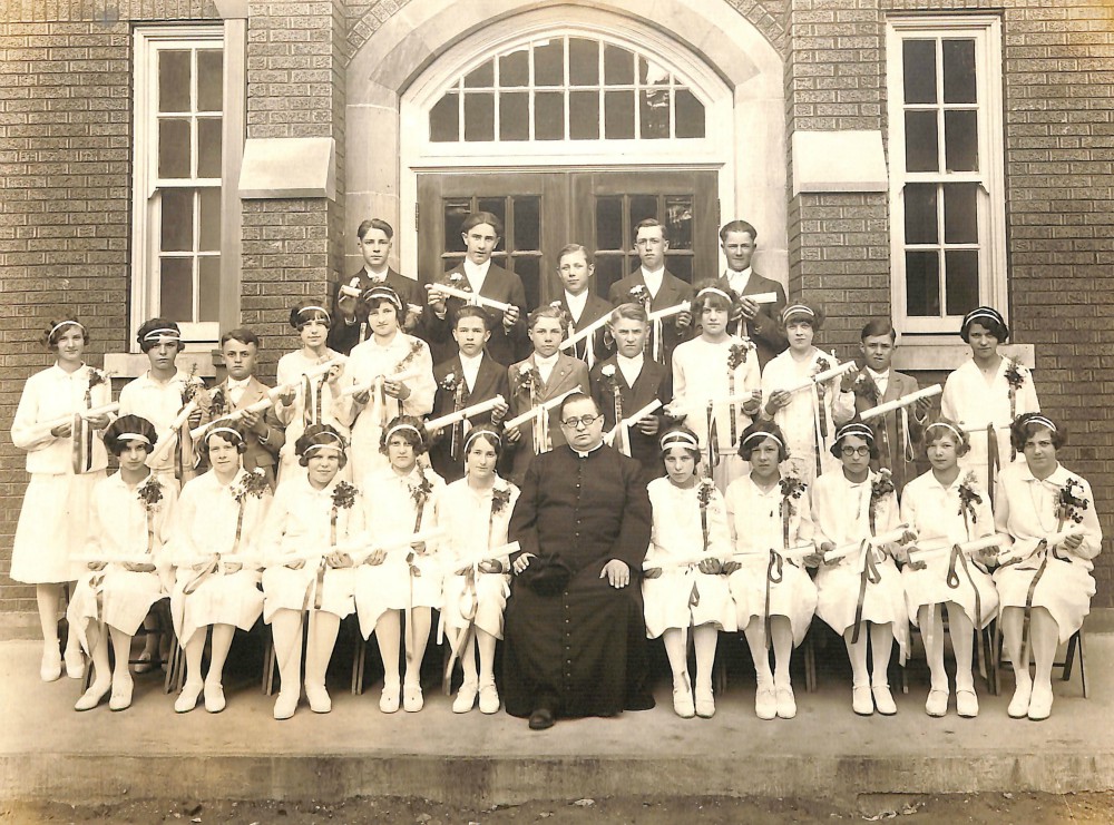 Chicago Benedictine Sr. Vivian Ivantic (front row, fourth from right) at her eighth-grade graduation from Mother of God School in Waukegan, Illinois, in 1927. (Courtesy of the Benedictine Sisters of Chicago)