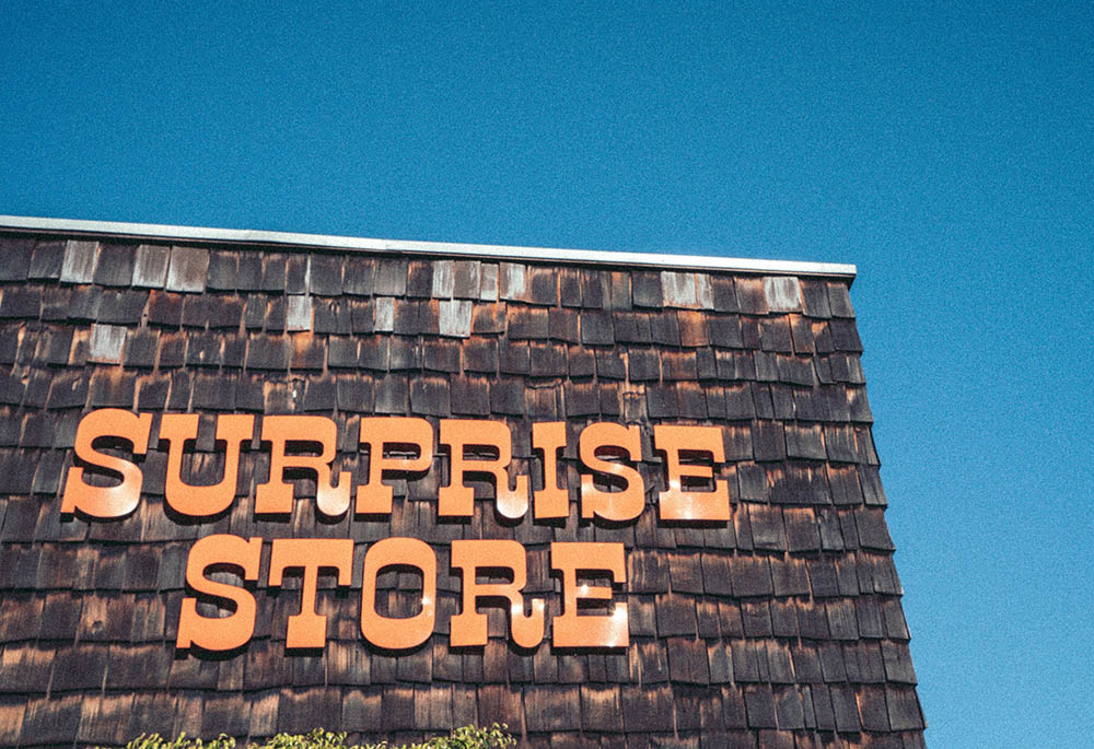 Surprise Store (Unsplash/Jordis Small)