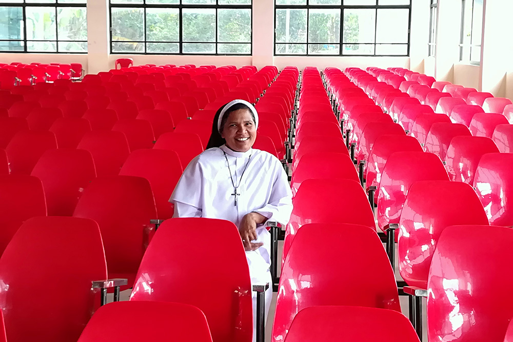 Sr. Lucy Kalappura ministers to people in Dwarka, near Mananthavady in the Wayanad District of Kerala, India, in 2019. (Saji Thomas)