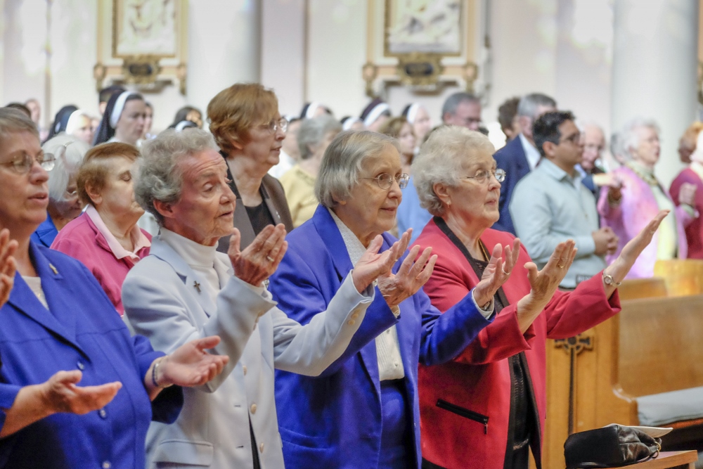 Mercy Sr. Mary Ann Smith, Thomasetta Mogan, Janice Brink and Ellen Curl pray during the Oct. 30 Mass at the Cathedral of the Incarnation in Nashville. (CNS/Rick Musacchio, Tennessee Register)