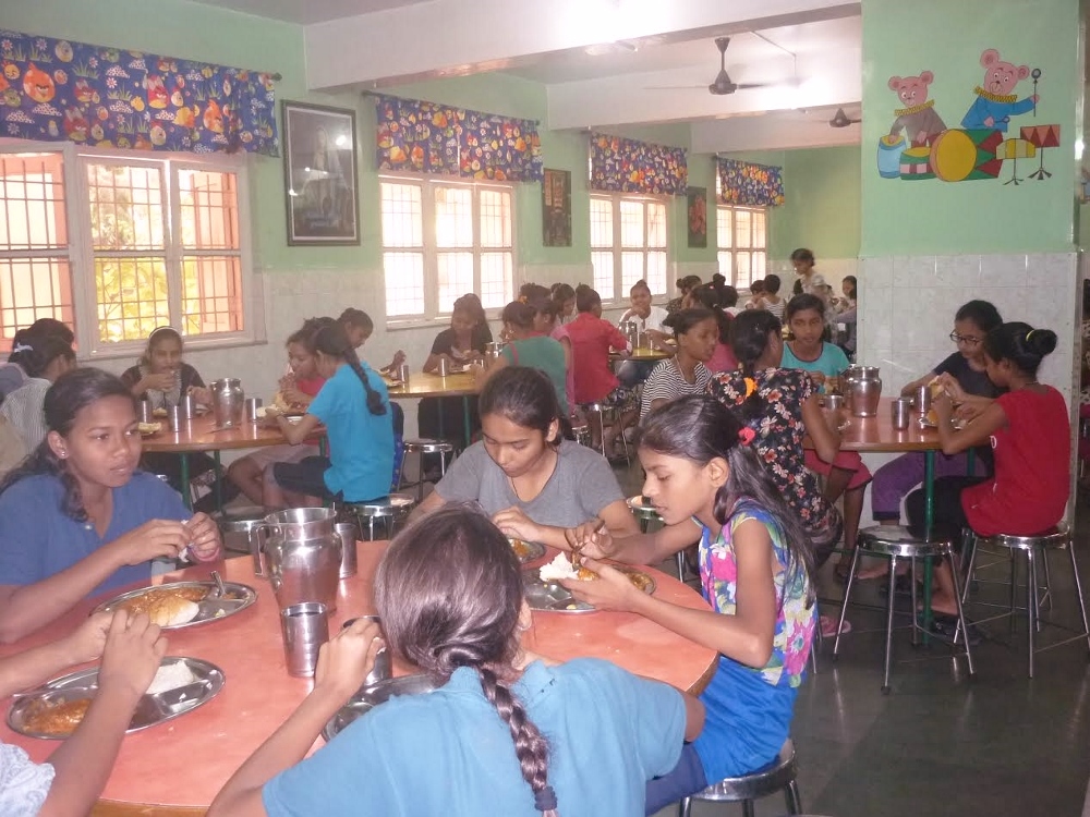 Children enjoy snacks at Ankur, a home for girls in Mumbai, western India. (GSR photo / Lissy Maruthanakuzhy)