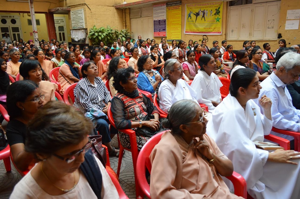Audience of an all religion prayer meeting. (Sr. Pauline Chakkalakal)